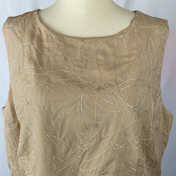 NWT Express Tan Blouse with Metallic Thread and Button Down Back - Size Large - Picture 2 of 14